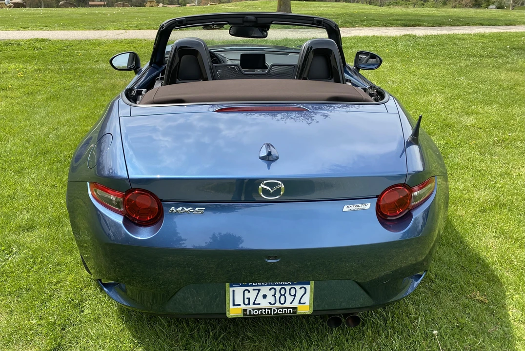 2019 Mazda ND MX-5 Miata - Image 17 of 31