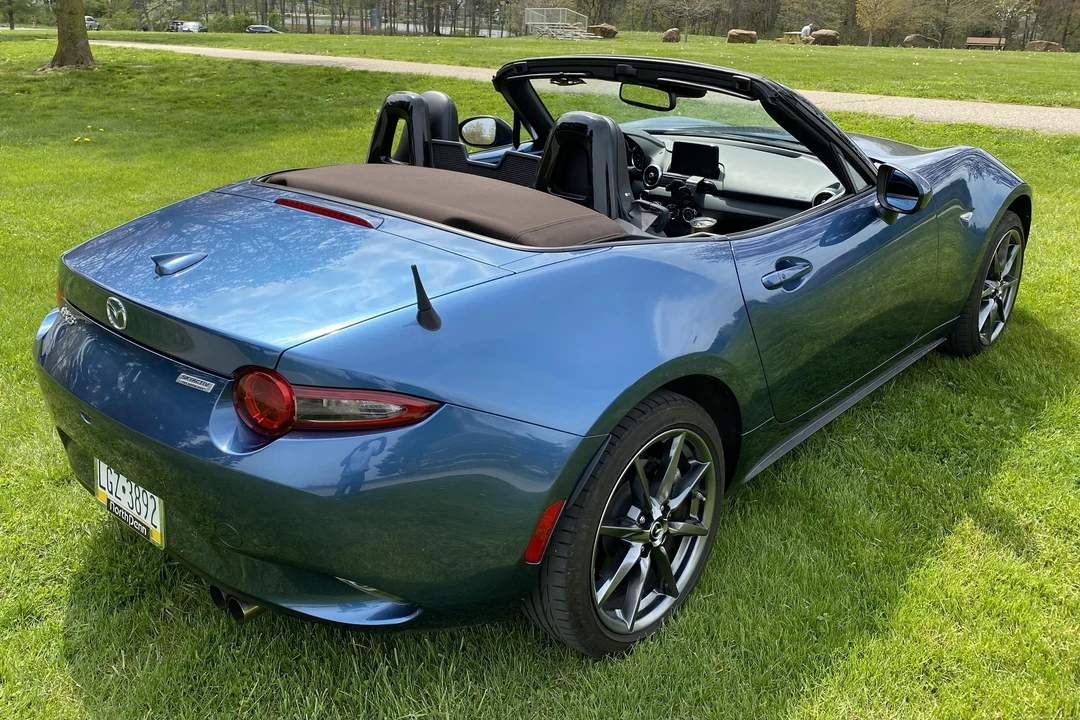 2019 Mazda ND MX-5 Miata - Image 19 of 31