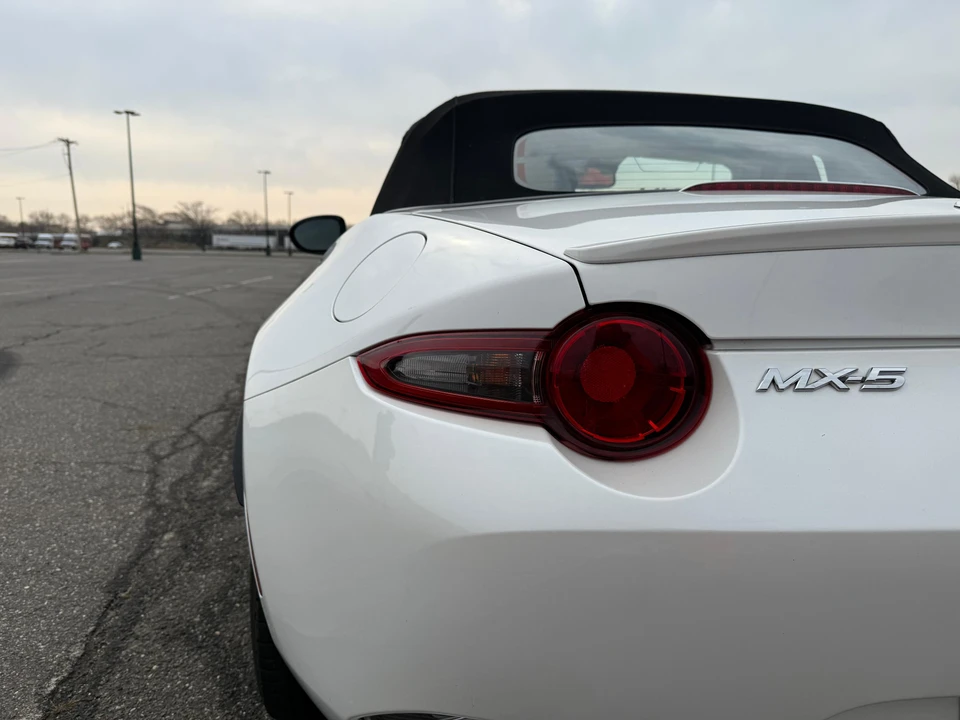 2019 Mazda ND MX-5 Miata - Image 26 of 31