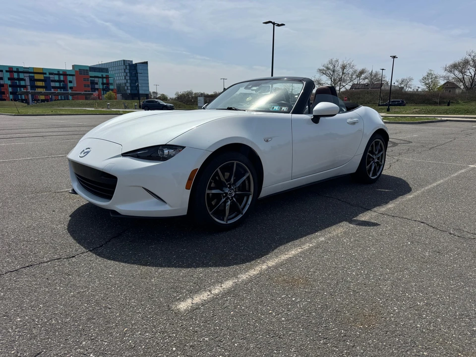 2019 Mazda ND MX-5 Miata - Image 8 of 31