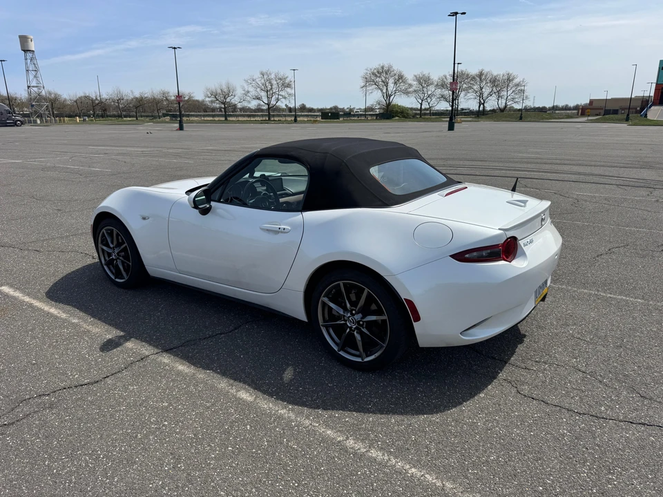 2019 Mazda ND MX-5 Miata - Image 15 of 31