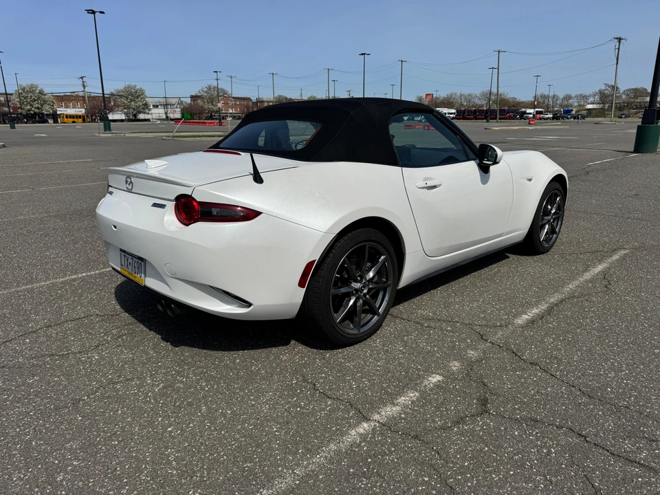 2019 Mazda ND MX-5 Miata - Image 18 of 31