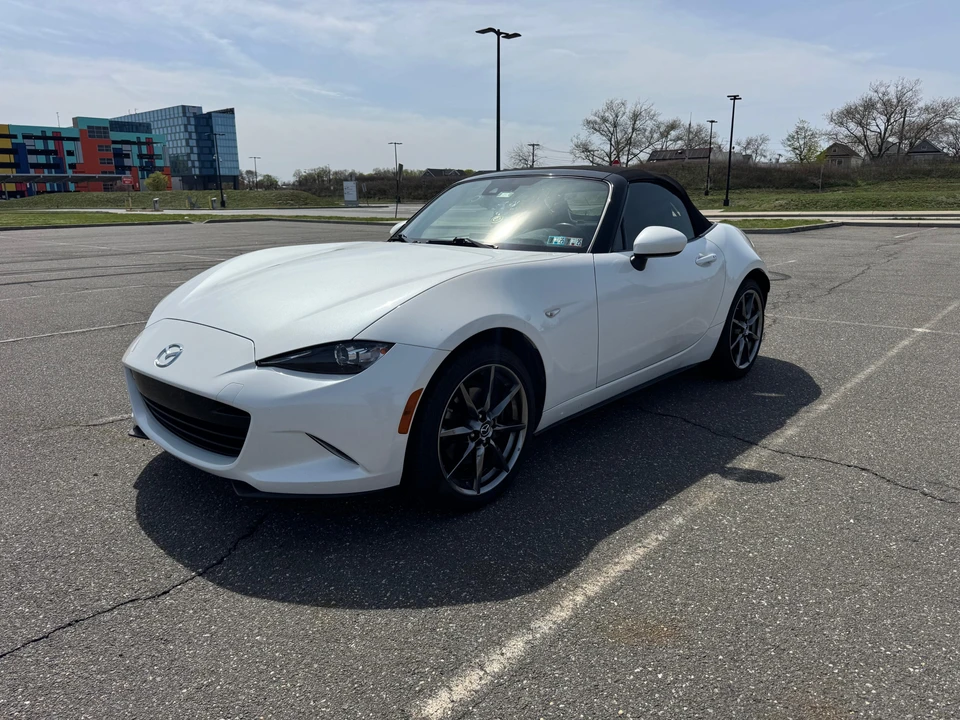 2019 Mazda ND MX-5 Miata - Image 13 of 31