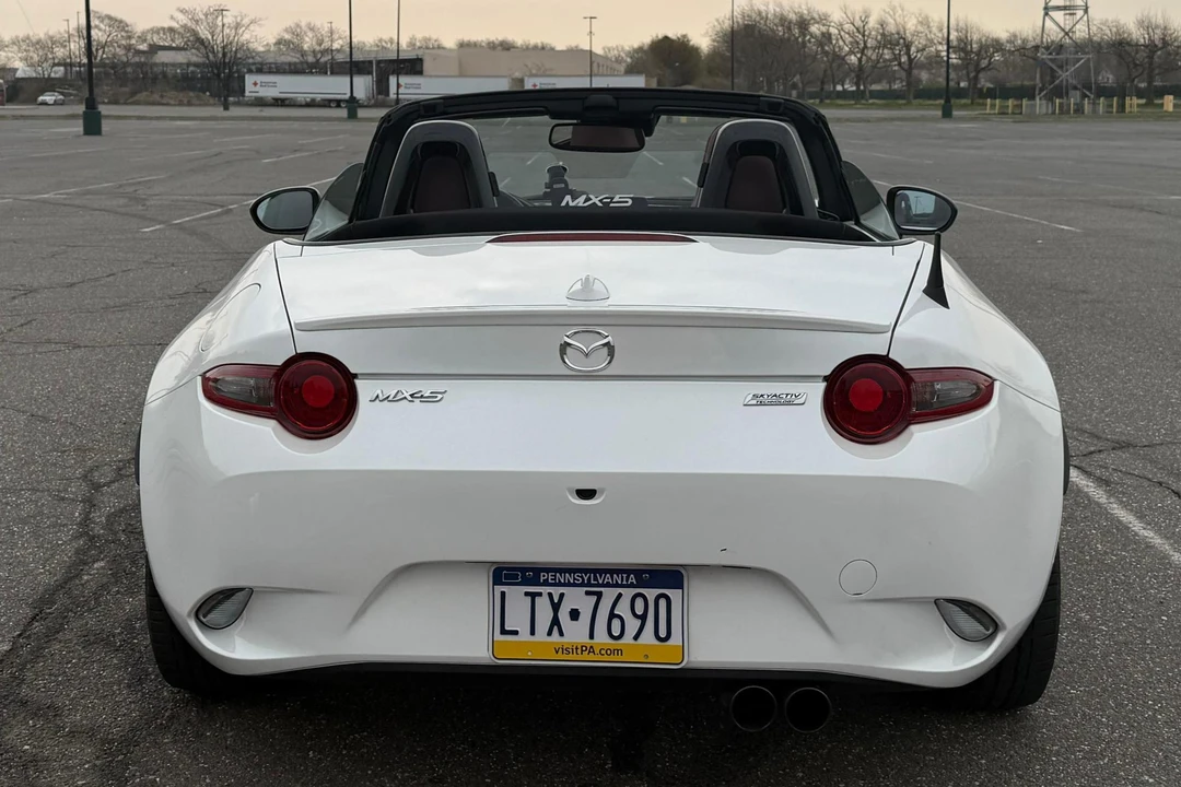 2019 Mazda ND MX-5 Miata - Image 5 of 31