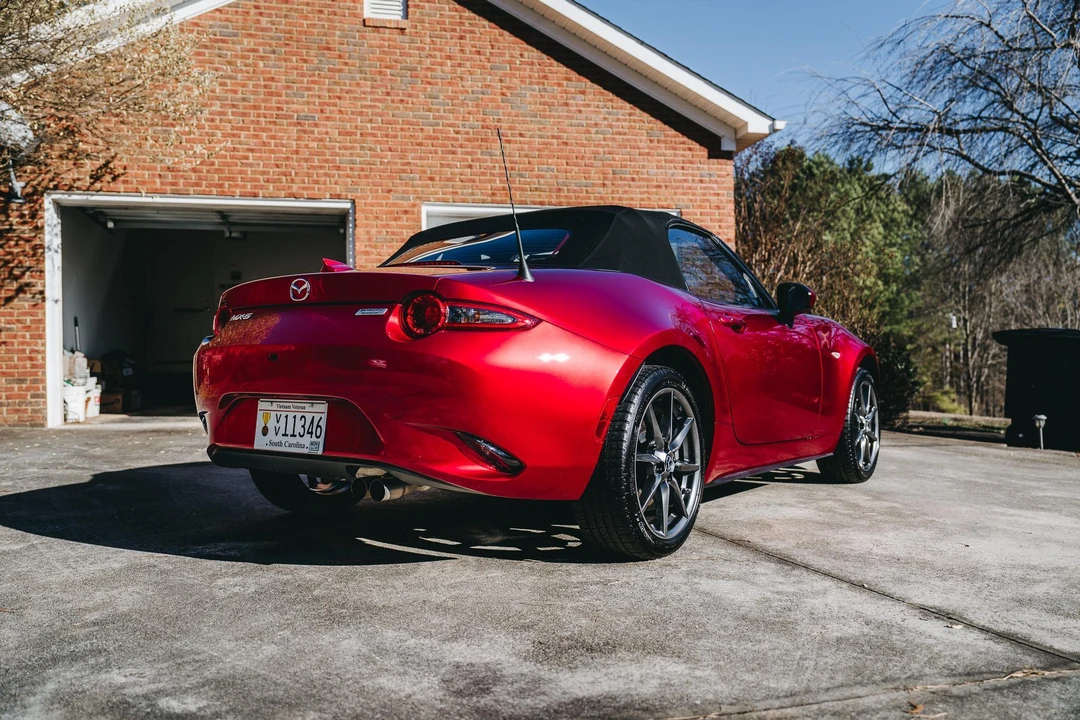 2019 Mazda ND MX-5 Miata - Image 9 of 31
