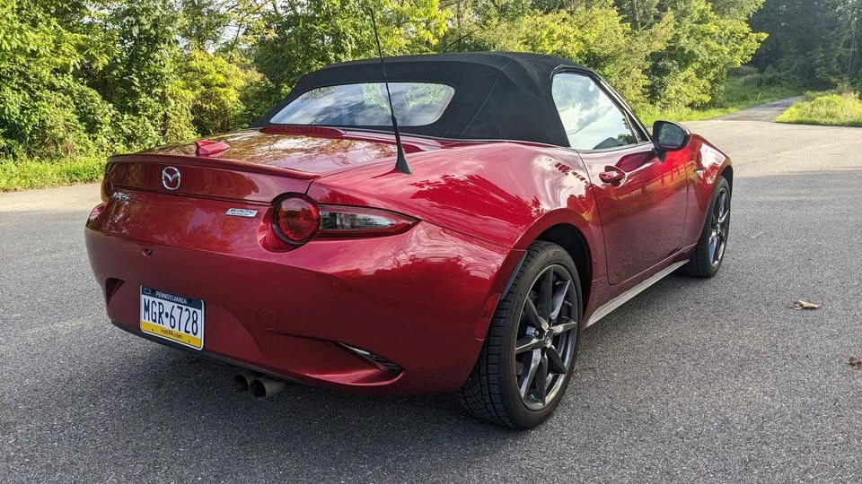 2019 Mazda ND MX-5 Miata - Image 5 of 19