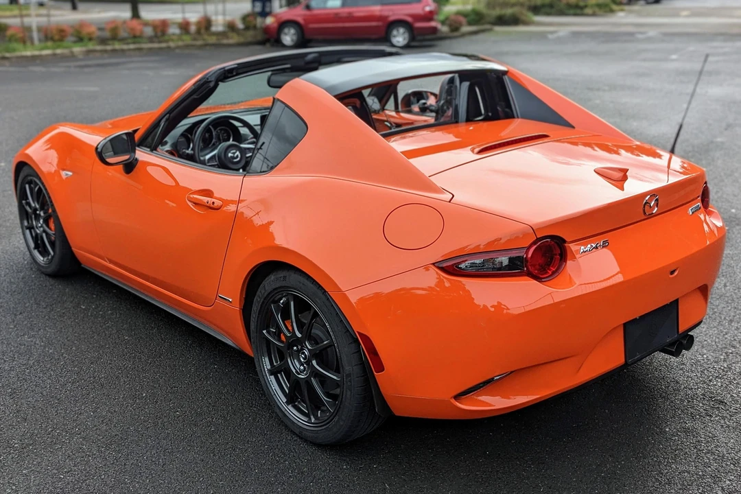 2019 Mazda ND MX-5 Miata - Image 4 of 31