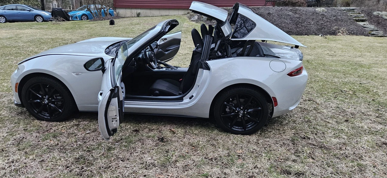 2019 Mazda ND MX-5 Miata - Image 11 of 31