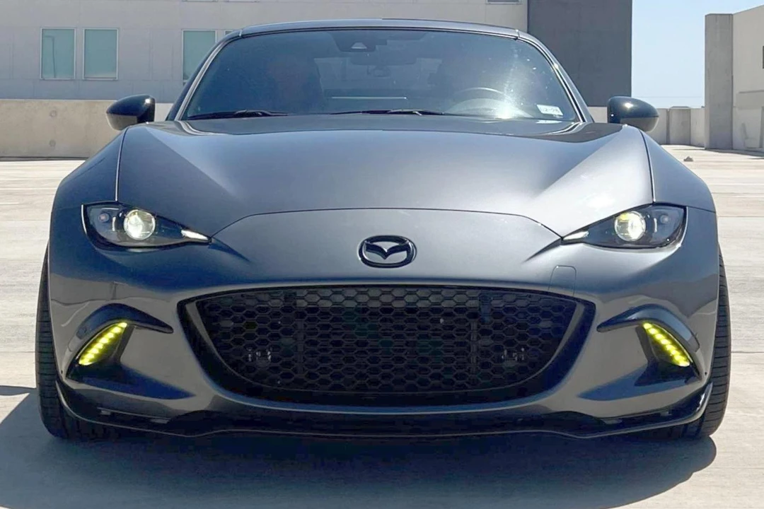2019 Mazda ND MX-5 Miata - Image 2 of 31