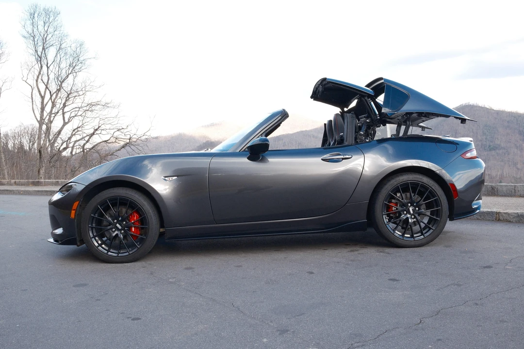 2019 Mazda ND MX-5 Miata - Image 13 of 31