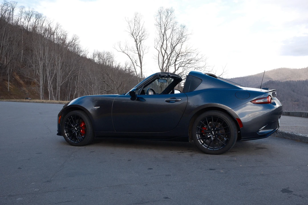 2019 Mazda ND MX-5 Miata - Image 14 of 31