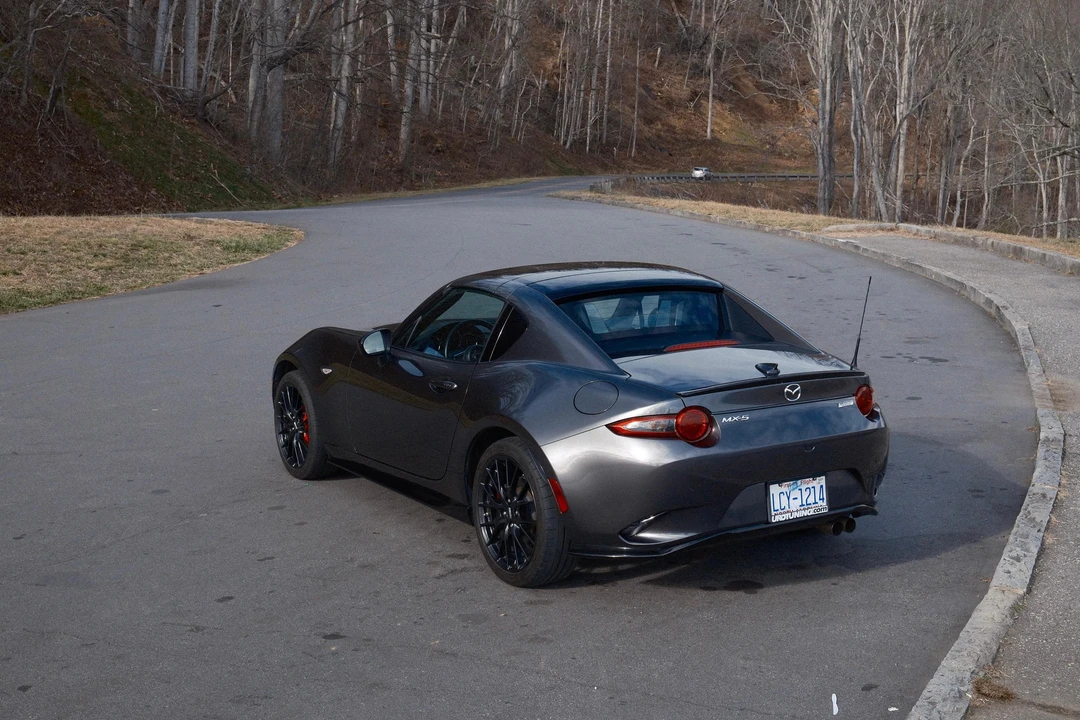 2019 Mazda ND MX-5 Miata - Image 17 of 31