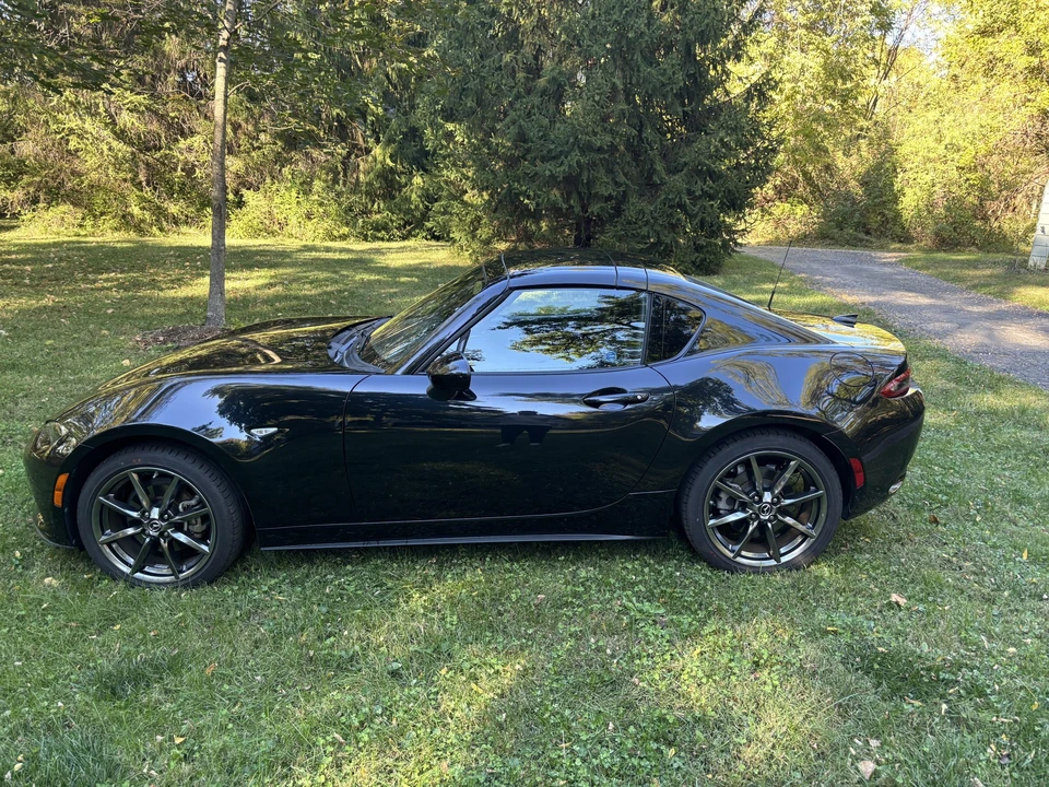 2019 Mazda ND MX-5 Miata - Image 8 of 31