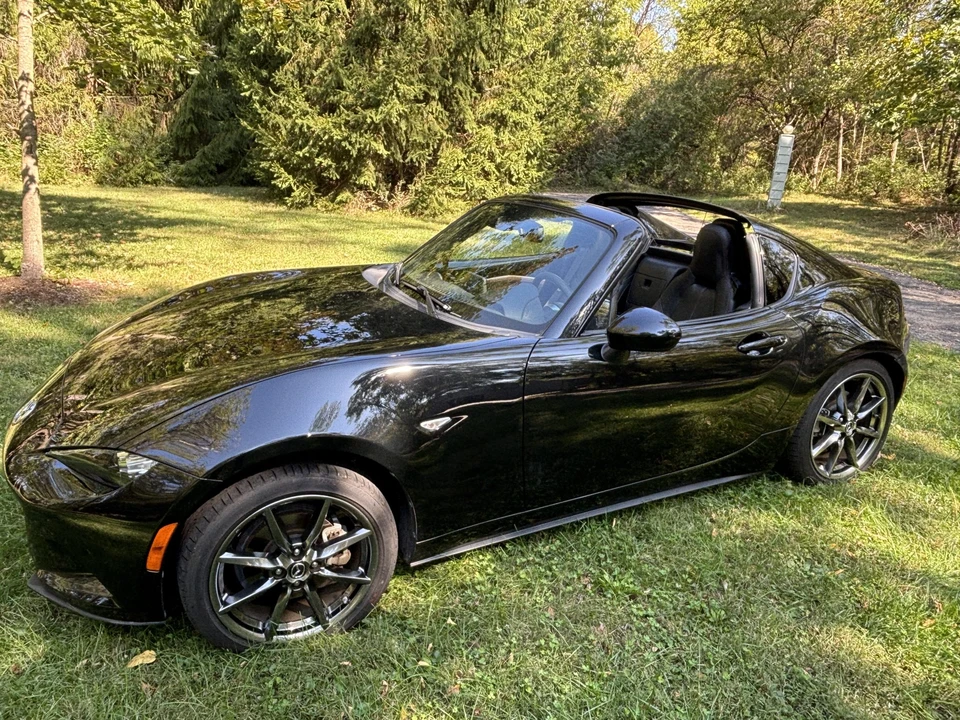 2019 Mazda ND MX-5 Miata - Image 2 of 31