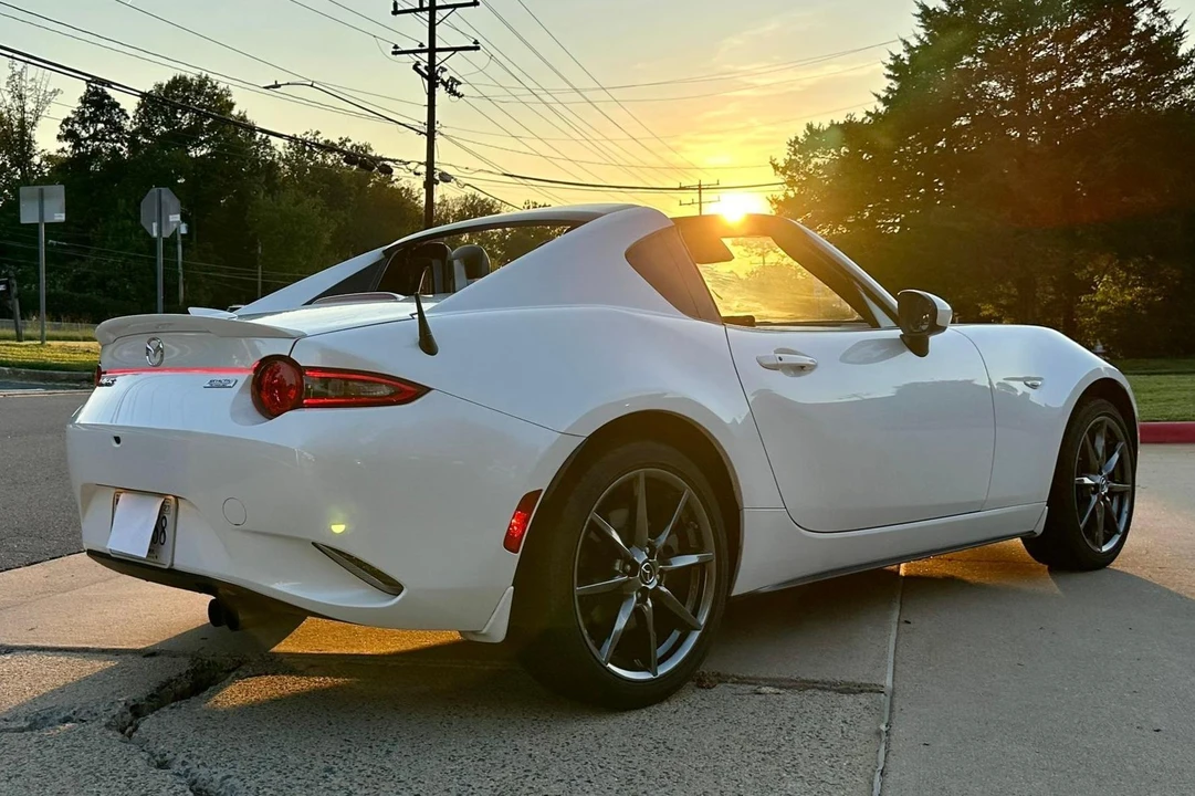 2019 Mazda ND MX-5 Miata - Image 4 of 31