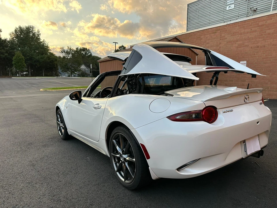 2019 Mazda ND MX-5 Miata - Image 27 of 31