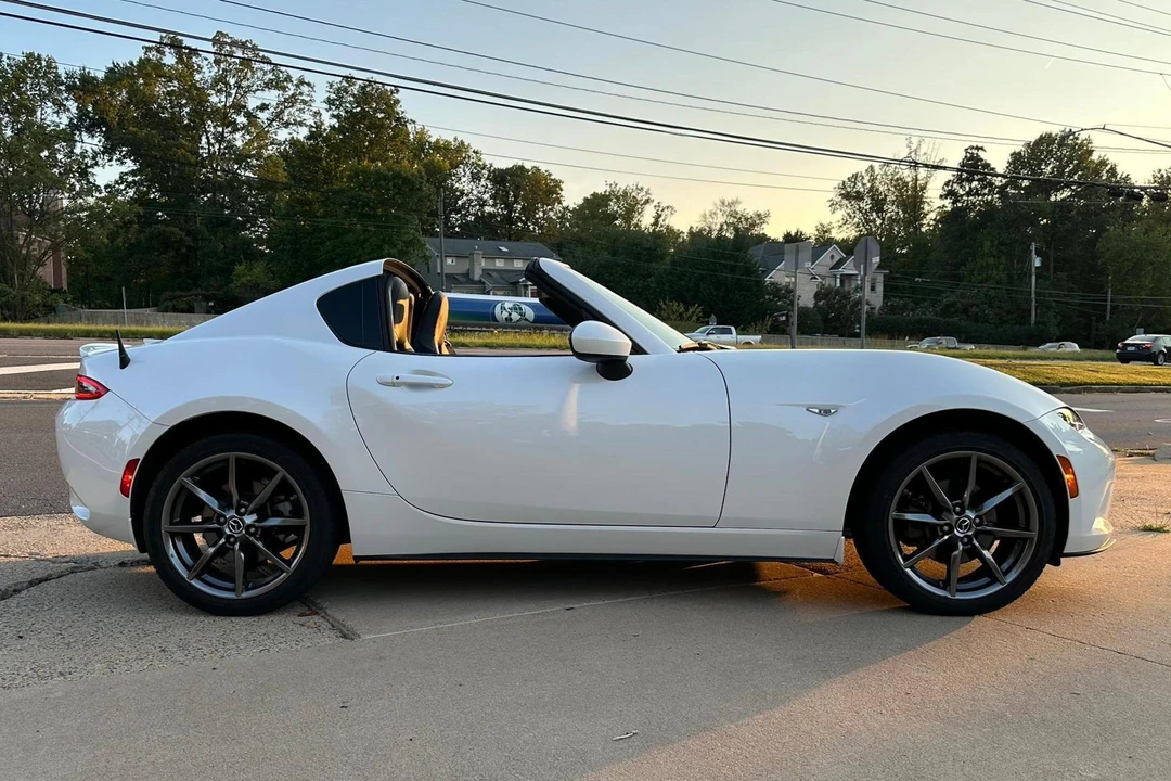 2019 Mazda ND MX-5 Miata - Image 3 of 31