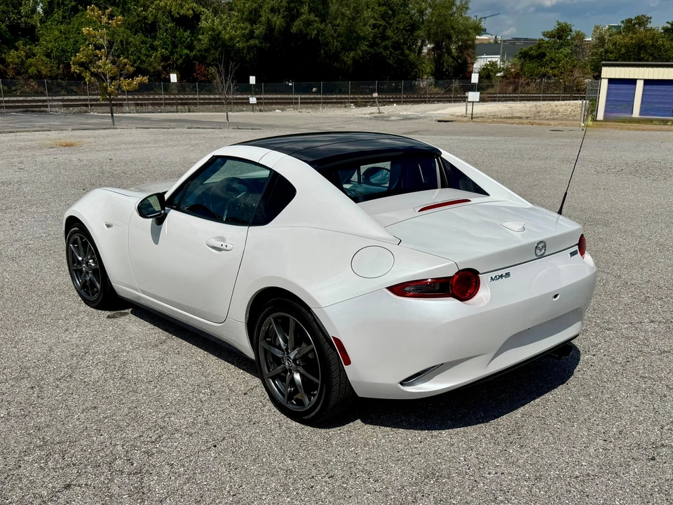 2019 Mazda ND MX-5 Miata - Image 4 of 31