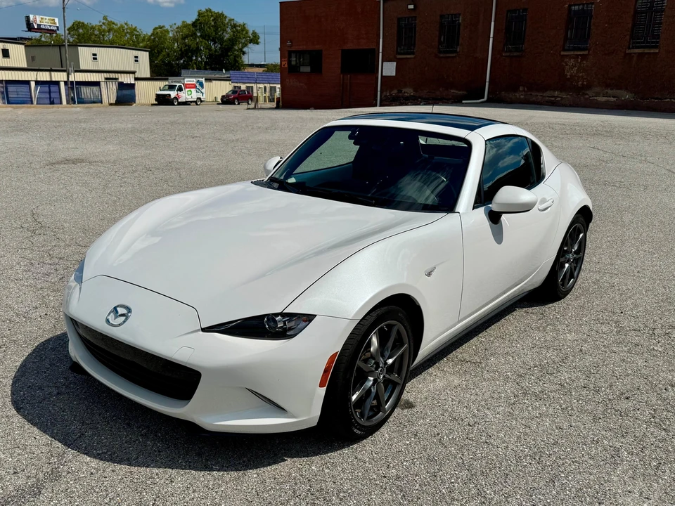 2019 Mazda ND MX-5 Miata - Image 2 of 31