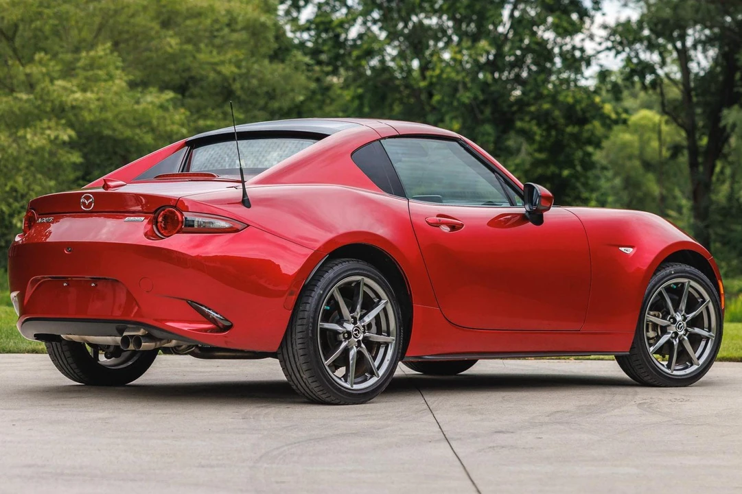 2019 Mazda ND MX-5 Miata - Image 4 of 31