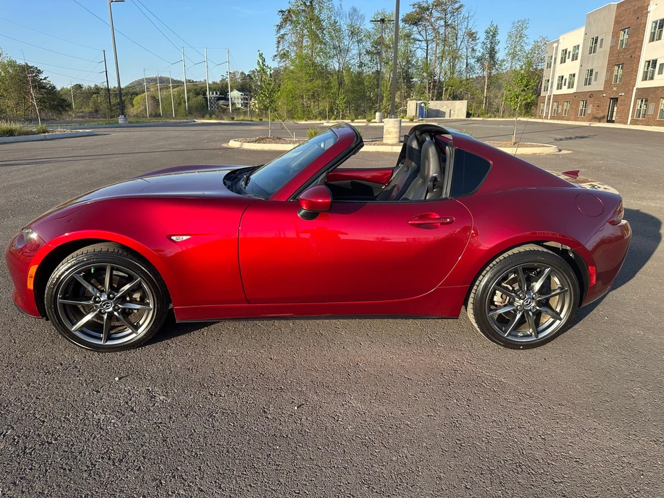 2019 Mazda ND MX-5 Miata - Image 9 of 31
