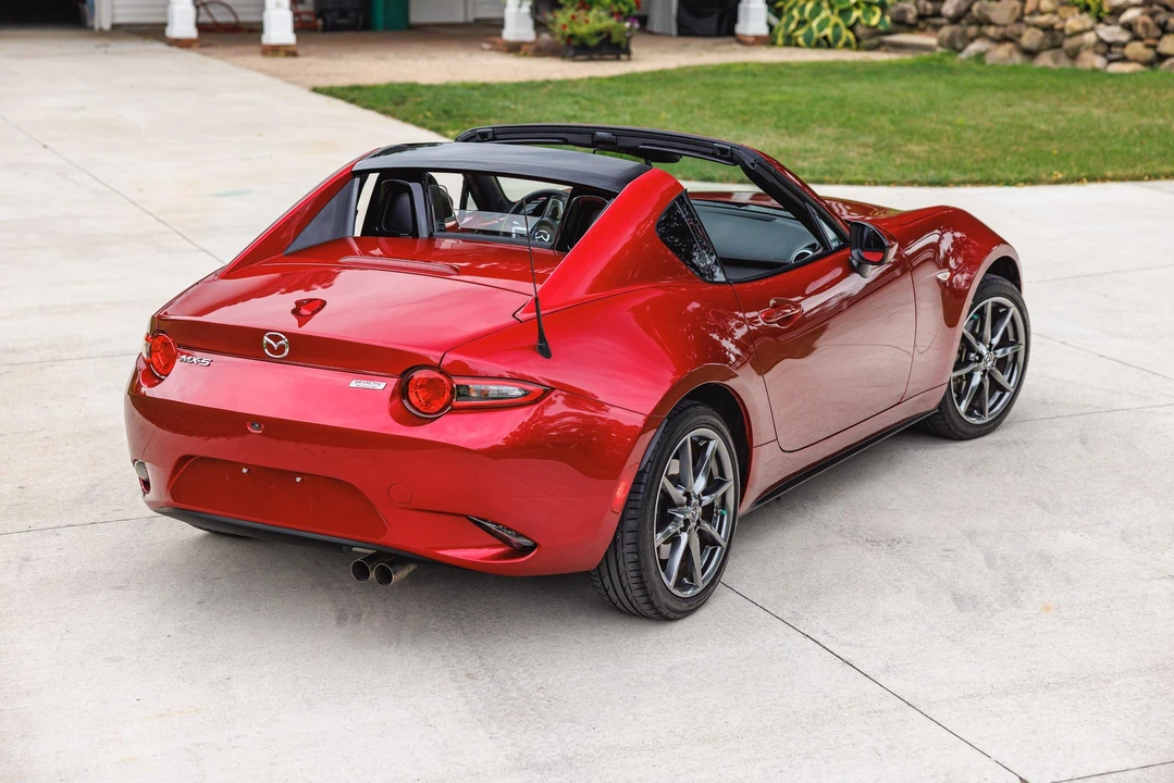 2019 Mazda ND MX-5 Miata - Image 13 of 31