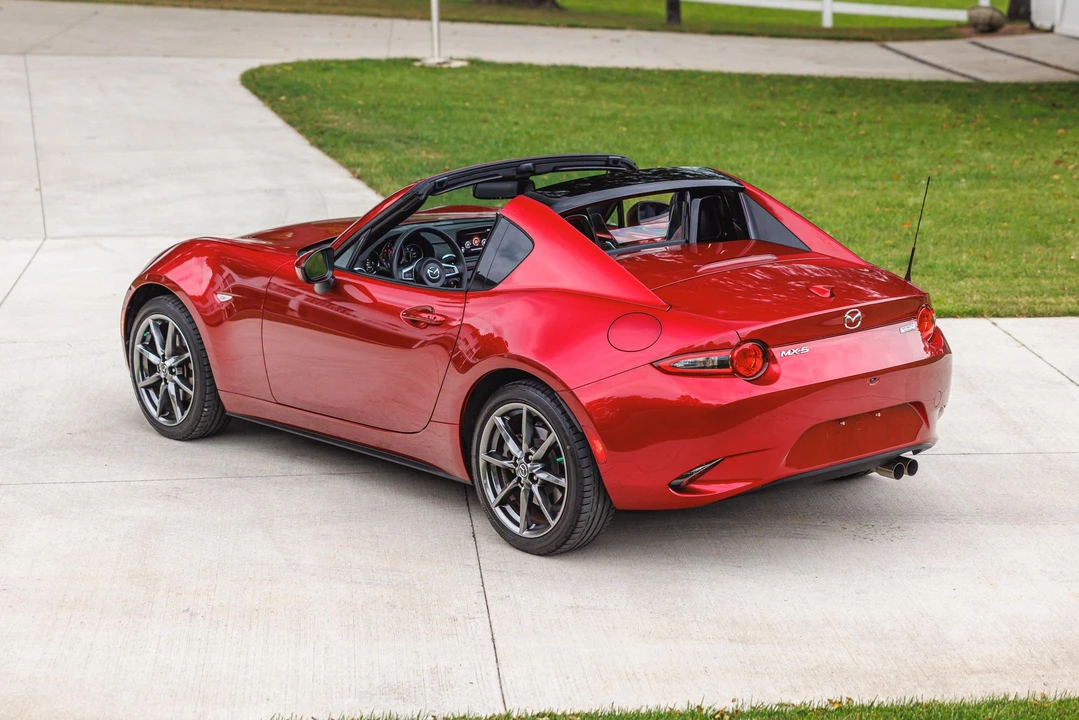 2019 Mazda ND MX-5 Miata - Image 9 of 31