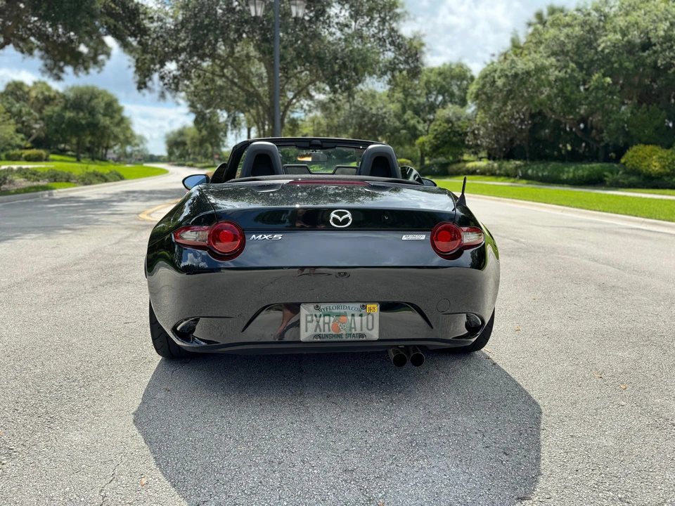 2019 Mazda ND MX-5 Miata - Image 14 of 31