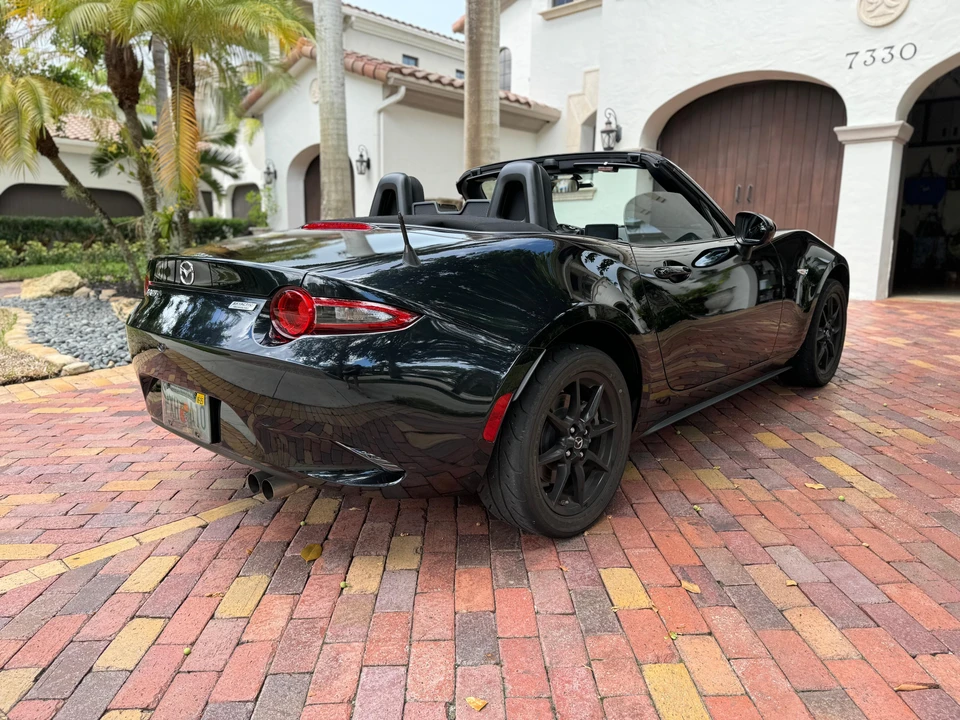 2019 Mazda ND MX-5 Miata - Image 16 of 31