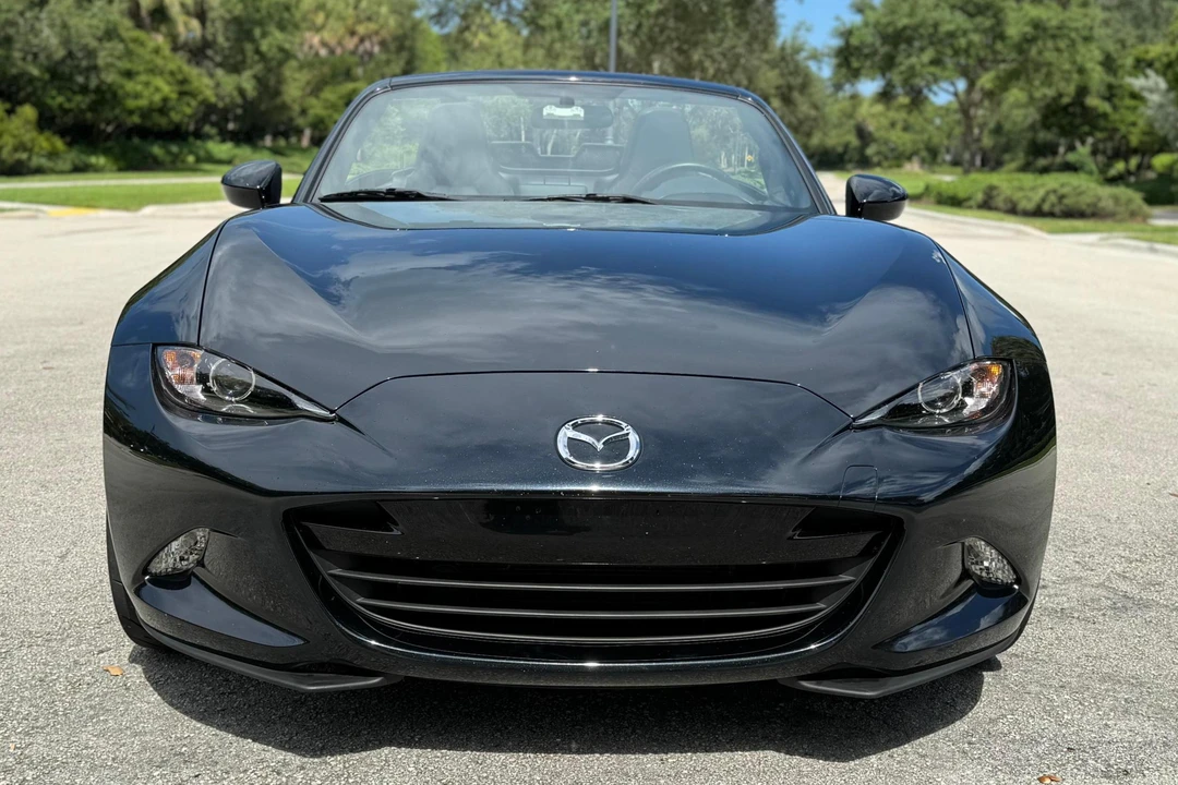 2019 Mazda ND MX-5 Miata - Image 2 of 31
