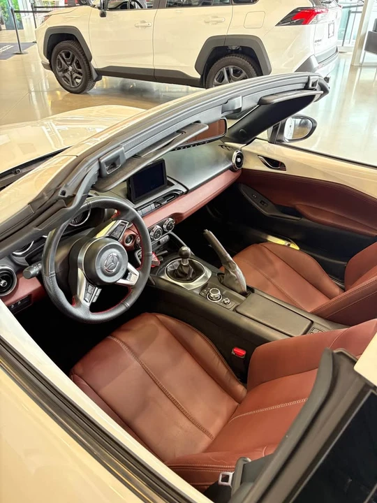 2019 Mazda ND MX-5 Miata - Image 7 of 8