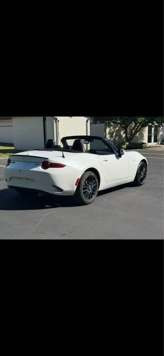 2019 Mazda ND MX-5 Miata - Image 9 of 20