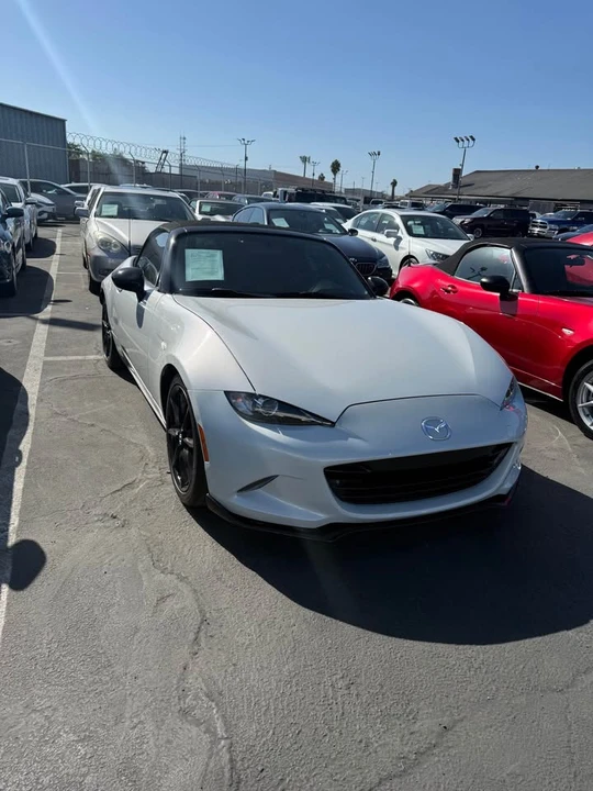 2019 Mazda ND MX-5 Miata - Image 2 of 2