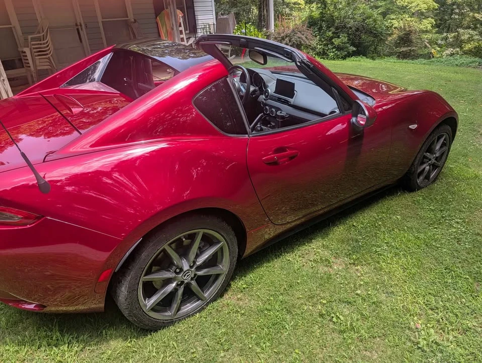 2019 Mazda ND MX-5 Miata - Image 2 of 10