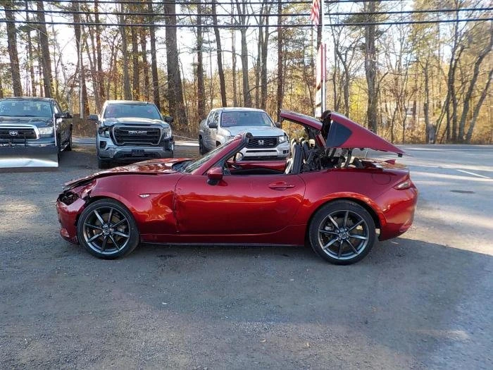 2019 Mazda ND MX-5 Miata - Image 9 of 16