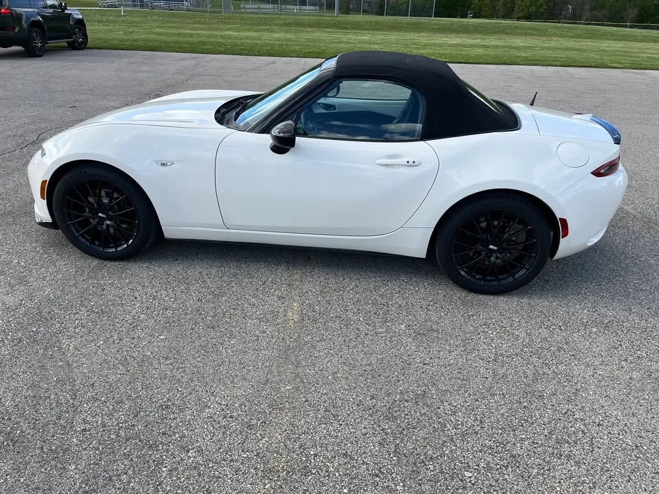 2019 Mazda ND MX-5 Miata - Image 9 of 16