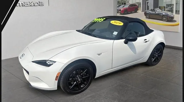 2019 Mazda MX-5 GS