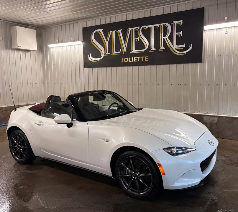2019 Mazda ND MX-5 Miata - Image 18 of 19