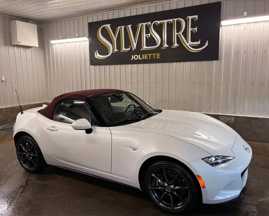 2019 Mazda ND MX-5 Miata - Image 10 of 18