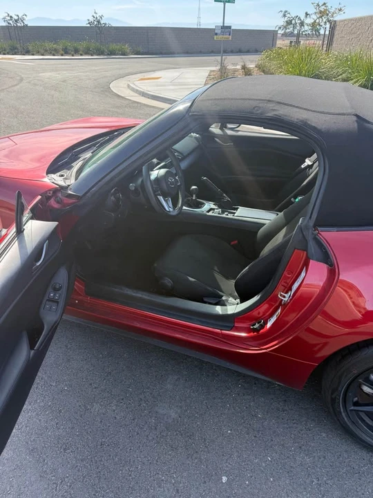 2019 Mazda ND MX-5 Miata - Image 4 of 10