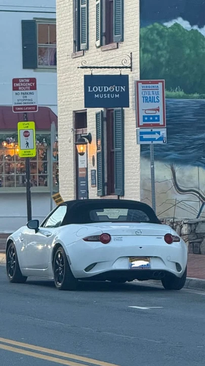 2019 Mazda ND MX-5 Miata - Image 2 of 2