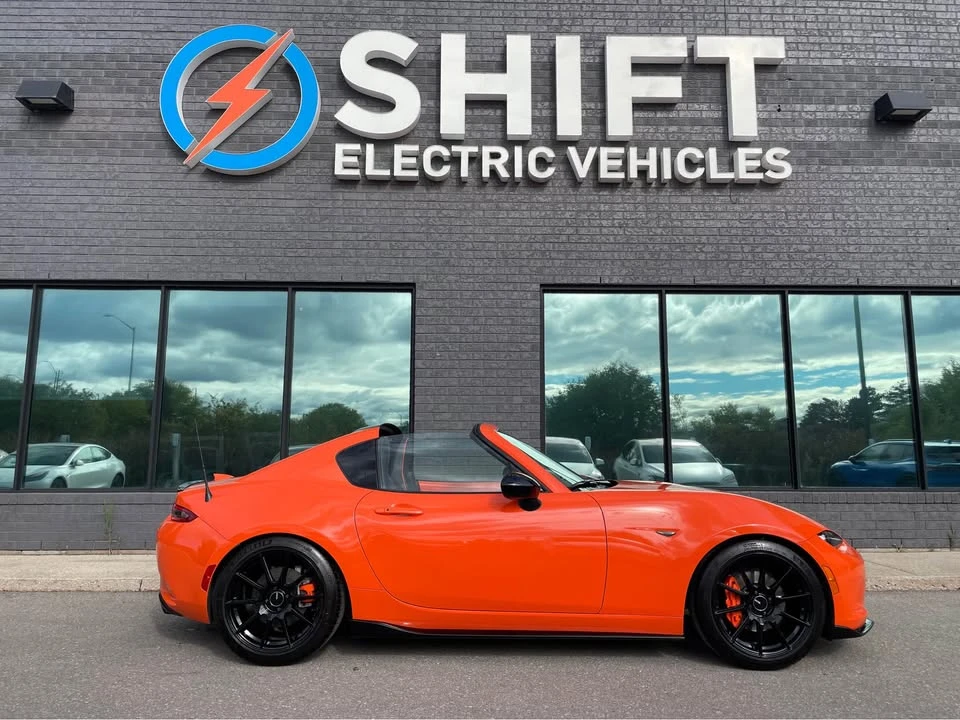 2019 Mazda ND MX-5 Miata - Image 2 of 11