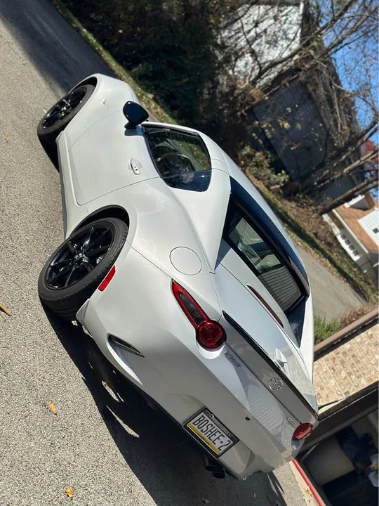 2019 Mazda ND MX-5 Miata - Image 2 of 19