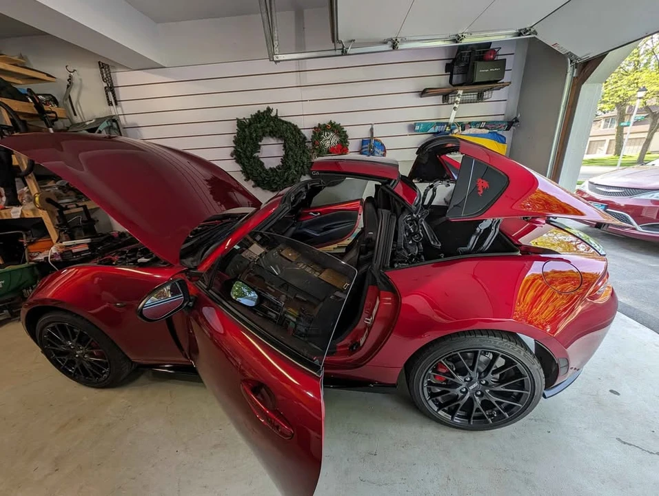 2019 Mazda ND MX-5 Miata - Image 4 of 5