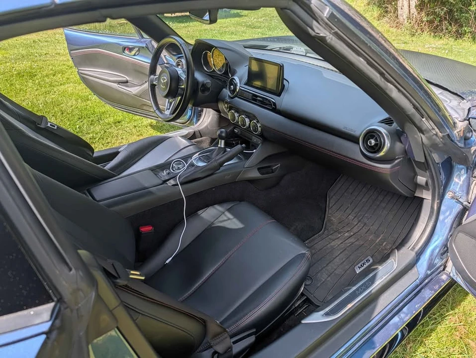 2019 Mazda ND MX-5 Miata - Image 12 of 15