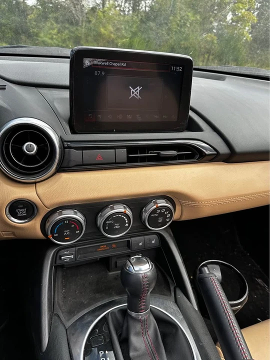 2019 Mazda ND MX-5 Miata - Image 14 of 17