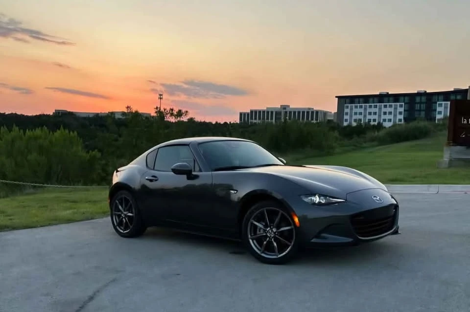 2019 Mazda ND MX-5 Miata - Image 3 of 10