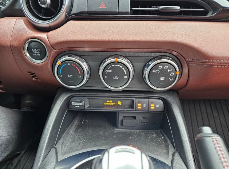 2019 Mazda ND MX-5 Miata - Image 10 of 11