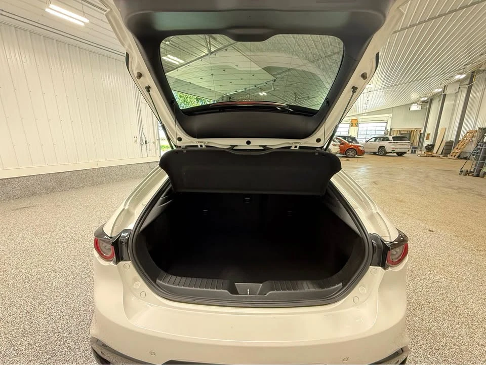 2019 Mazda Mazda 3 4th Gen - Image 8 of 16