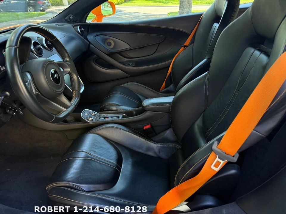 2019 McLaren 570S - Image 14 of 21